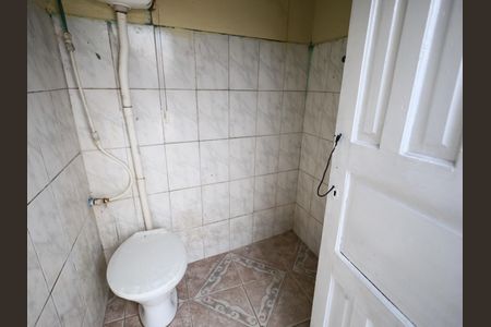 Banheiro de casa para alugar com 1 quarto, 80m² em Jardim Bela Vista, Osasco