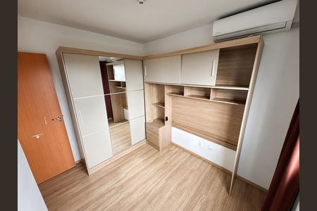 Quarto de apartamento para alugar com 2 quartos, 39m² em Canudos, Novo Hamburgo