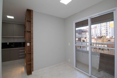 Sala de apartamento para alugar com 2 quartos, 44m² em Picanço, Guarulhos