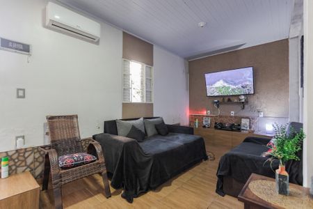 Sala de casa à venda com 2 quartos, 65m² em Jardim Dona Leopoldina, Porto Alegre