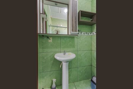 Banheiro de casa à venda com 2 quartos, 65m² em Jardim Dona Leopoldina, Porto Alegre