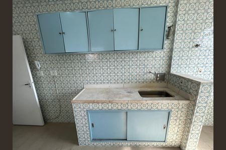 Apartamento à venda com 58m², 2 quartos e 1 vagaCozinha