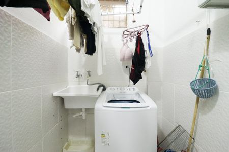 Cozinha e Área de Serviço de apartamento para alugar com 1 quarto, 80m² em Vila Pauliceia, São Paulo