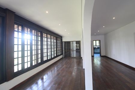 Sala de casa de condomínio à venda com 2 quartos, 173m² em Jardim Guanhembu, São Paulo