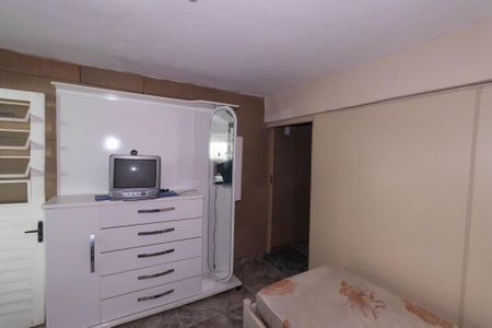 Quarto 1 de casa para alugar com 2 quartos, 45m² em Mangueira, São Gonçalo