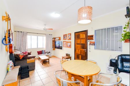Casa à venda com 2 quartos, 200m² em Jardim Santa Cecilia, Guarulhos