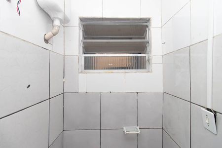 Banheiro de casa para alugar com 1 quarto, 40m² em Vila Medeiros, São Paulo