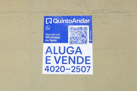 Apartamento à venda com 54m², 3 quartos e 1 vagaPlaca GRANDE instalada na fachada do condomínio, dia 01.08.2026 - Código da placa: ECZZ-585