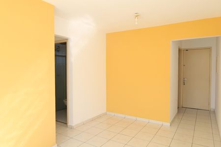 Apartamento para alugar com 3 quartos, 54m² em Vila Taquari, São Paulo