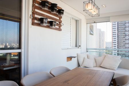 Varanda de apartamento para alugar com 2 quartos, 77m² em Jardim Santo Amaro, São Paulo