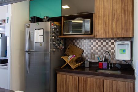 Cozinha de apartamento para alugar com 2 quartos, 77m² em Jardim Santo Amaro, São Paulo