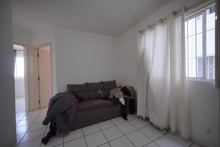 Sala de apartamento para alugar com 2 quartos, 50m² em Serraria, São José