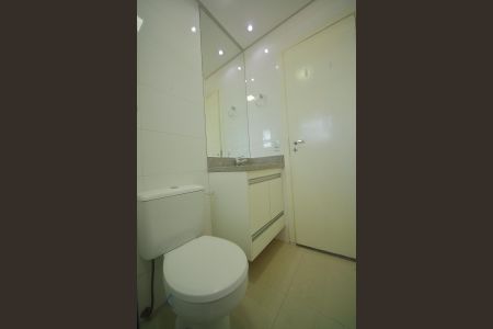 Banheiro  de apartamento à venda com 1 quarto, 53m² em Jardim Silvestre, São Bernardo do Campo