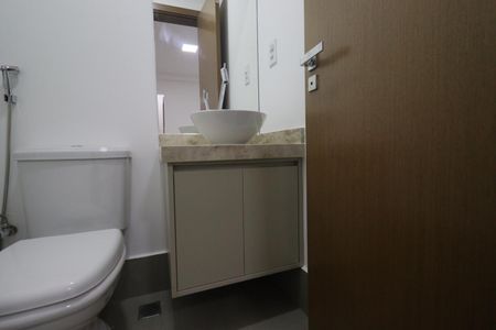 Apartamento para alugar com 85m², 2 quartos e 2 vagas Apartamento para alugar com 85m², 2 quartos e 2 vagasLavabo