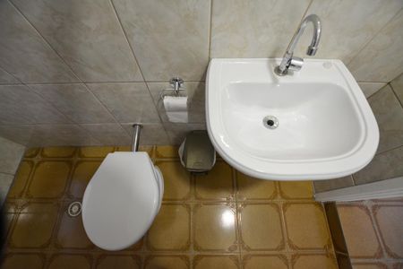 LAVABO de casa para alugar com 2 quartos, 225m² em Jardim das Vertentes, São Paulo