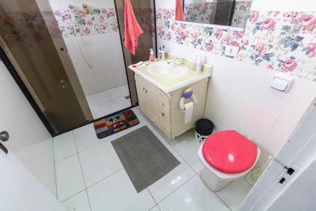 Banheiro de casa para alugar com 2 quartos, 154m² em Penha de França, São Paulo
