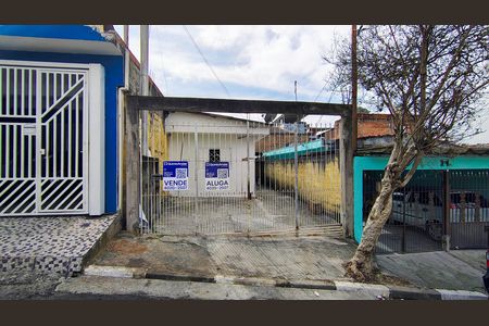 Fachada de casa à venda com 1 quarto, 125m² em Santo Antônio, Osasco