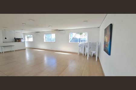 Apartamento para alugar com 70m², 2 quartos e 1 vaga Apartamento para alugar com 70m², 2 quartos e 1 vagaÁrea comum - Salão de festas