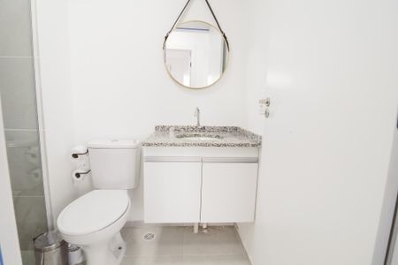 Apartamento para alugar com 37m², 2 quartos e sem vaga Apartamento para alugar com 37m², 2 quartos e sem vagaBanheiro