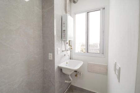 Apartamento para alugar com 37m², 2 quartos e sem vaga Apartamento para alugar com 37m², 2 quartos e sem vagaCozinha/Área de serviço