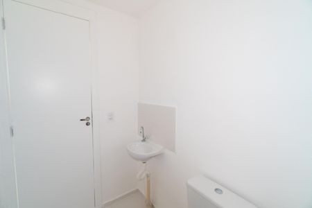 Banheiro de apartamento à venda com 2 quartos, 38m² em Jardim Oriental, São Paulo