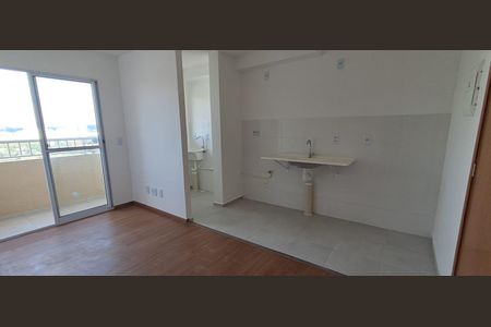 Sala de apartamento à venda com 2 quartos, 47m² em Vila 31 de Março, Campinas