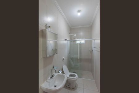 Casa para alugar com 255m², 3 quartos e 3 vagas Casa para alugar com 255m², 3 quartos e 3 vagasBanheiro