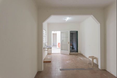 Casa para alugar com 255m², 3 quartos e 3 vagas Casa para alugar com 255m², 3 quartos e 3 vagasEdícula