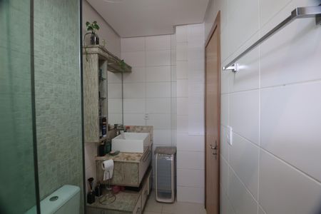 Banheiro de apartamento à venda com 2 quartos, 78m² em Nossa Senhora das Gracas, Canoas