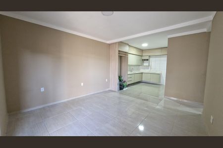 Sala de casa para alugar com 2 quartos, 70m² em Cabral, Nilópolis
