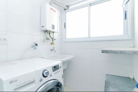 Área de Serviço de apartamento para alugar com 3 quartos, 82m² em Jardim Flor da Montanha, Guarulhos