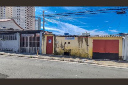 Fachada de casa para alugar com 2 quartos, 110m² em Jardim Sonia, São Paulo