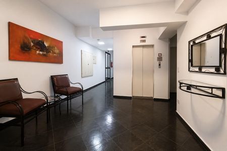 Hall Social de apartamento para alugar com 1 quarto, 46m² em Bela Vista, São Paulo