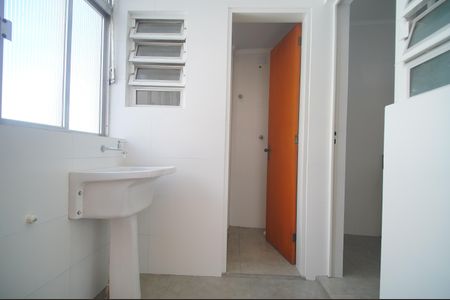 Apartamento para alugar com 107m², 3 quartos e 1 vagaÁrea de Serviço