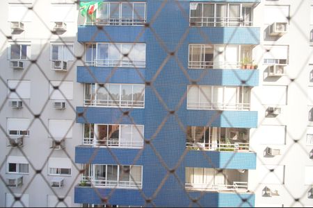 Vista da Suíte  de apartamento para alugar com 3 quartos, 107m² em Centro, Novo Hamburgo
