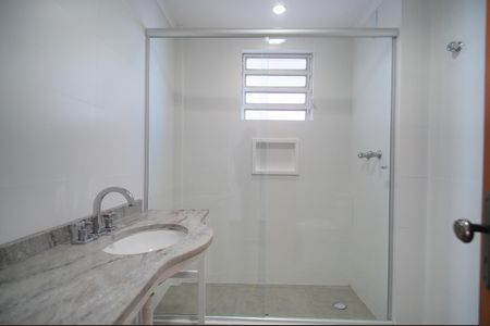 Apartamento para alugar com 107m², 3 quartos e 1 vagaBanheiro social