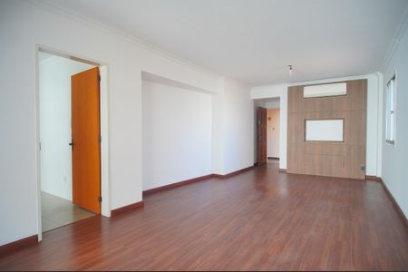 Apartamento para alugar com 3 quartos, 107m² em Centro, Novo Hamburgo