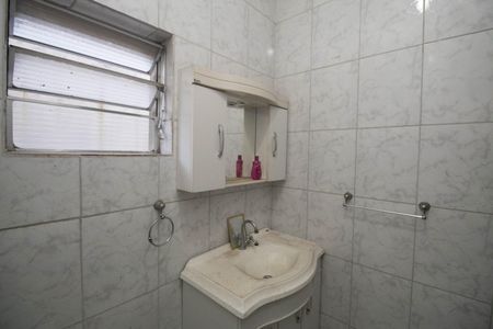 Banheiro  de casa à venda com 3 quartos, 240m² em Vila Augusta, Guarulhos