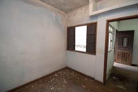 Quarto  de casa à venda com 3 quartos, 240m² em Vila Augusta, Guarulhos