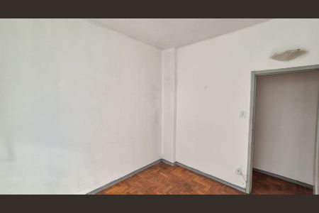 Apartamento para alugar com 71m², 3 quartos e sem vaga Apartamento para alugar com 71m², 3 quartos e sem vagaQuarto