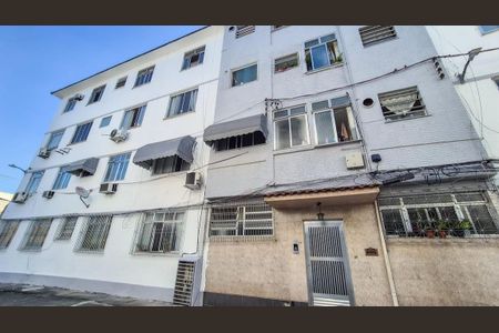 Apartamento para alugar com 71m², 3 quartos e sem vaga Apartamento para alugar com 71m², 3 quartos e sem vagaFachada