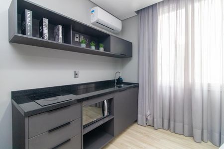 Cozinha de apartamento para alugar com 1 quarto, 23m² em Centro Histórico, Porto Alegre