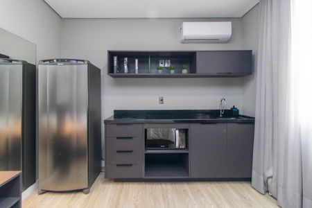 Cozinha de apartamento para alugar com 1 quarto, 23m² em Centro Histórico, Porto Alegre