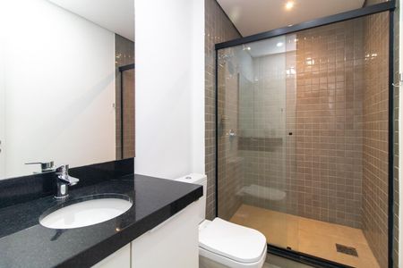 Banheiro de apartamento para alugar com 1 quarto, 23m² em Centro Histórico, Porto Alegre