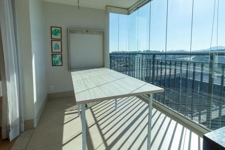 Varanda da Sala de apartamento para alugar com 2 quartos, 62m² em Vila Anastácio, São Paulo