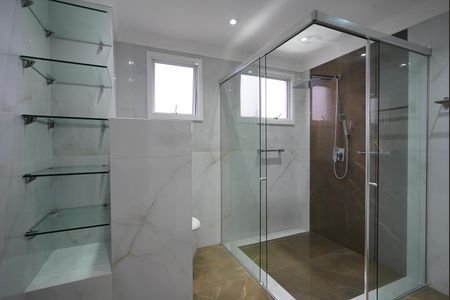 Apartamento para alugar com 149m², 3 quartos e 2 vagas Apartamento para alugar com 149m², 3 quartos e 2 vagasBanheiro da Suíte 1