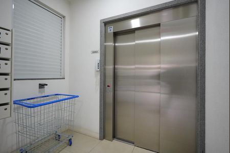 Elevador de apartamento para alugar com 3 quartos, 149m² em Pagani, Palhoça