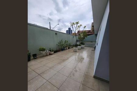Quintal de apartamento à venda com 3 quartos, 72m² em Glória, Porto Alegre