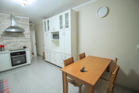 Casa à venda com 3 quartos, 190m² em Belenzinho, São Paulo