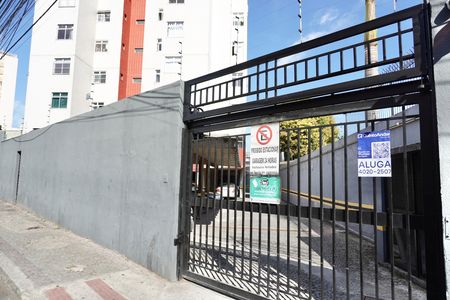 Fachada de apartamento para alugar com 3 quartos, 71m² em Santa Efigênia, Belo Horizonte